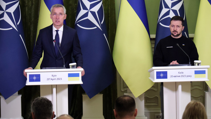 Медведев допустил членство Украины в НАТО