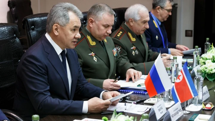 Шойгу в Пхеньяне: По поручению Путина встретится с Ким Чен Ыном