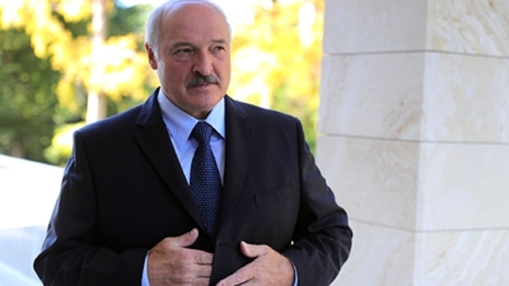 Президент Беларуси Александр Лукашенко посещает святые места в Жировичах