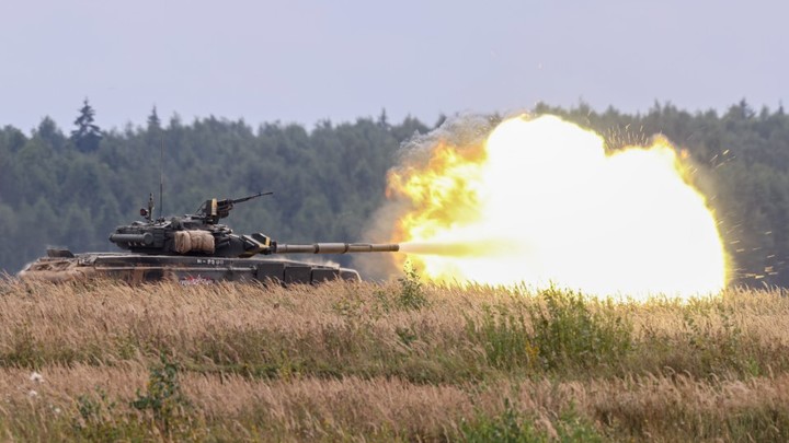 Риттер: ВСУ растеряны из-за подвига русских танкистов, уничтоживших 8 машин