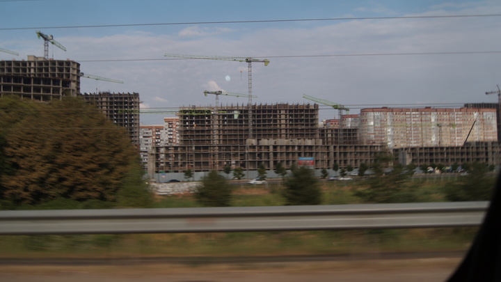 Прямая линия Путина: президент удивился невозможности взять семейную ипотеку