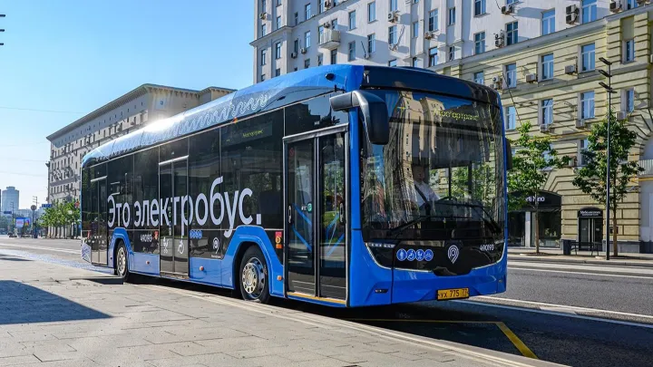 Собянин: В 2030 году количество электробусов в Москве достигнет 5,9 тысячи