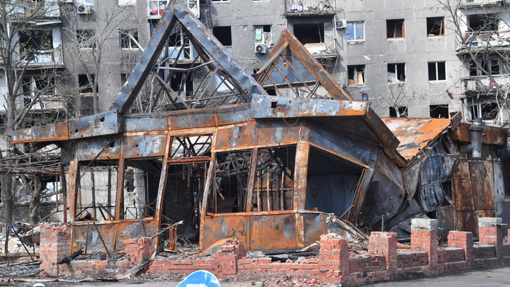 Подмосковье восстановит 570 объектов в Мариуполе