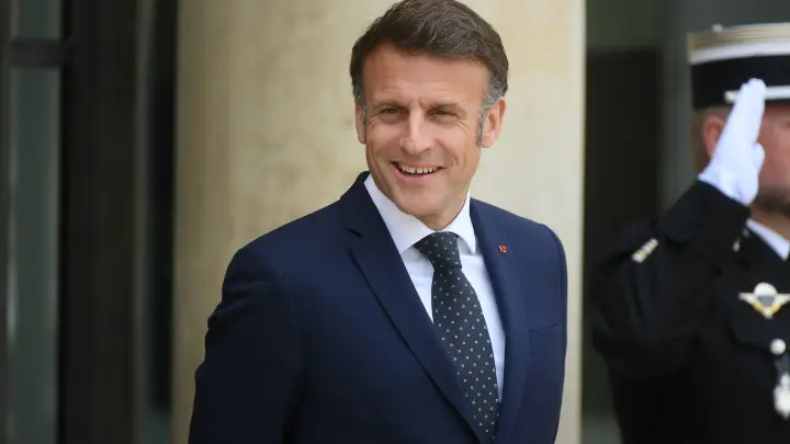 Ребята, вы уже проиграли. Пётр Толстой обратился к Макрону и Мерцу: Диктовать будем мы