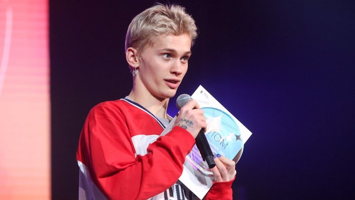 Даня Милохин продолжает зарабатывать в России