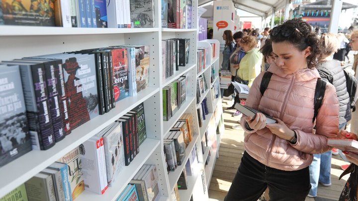 Главное - дочитать до конца. Составлен список лучших современных книг-триллеров