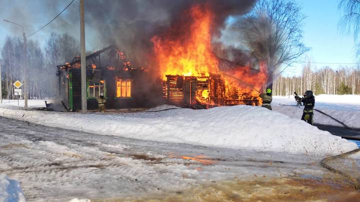 В Вязниковском районе сгорела сельская библиотека