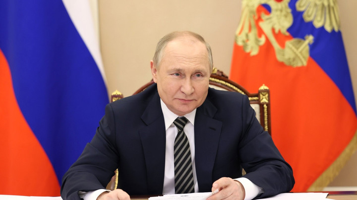 Владимир Путин поздравил жителей Ростовской области с 85-й годовщиной её образования