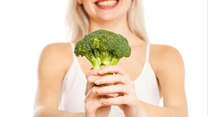 Врач – гепатолог Вялов: даже вредная еда полезнее голода