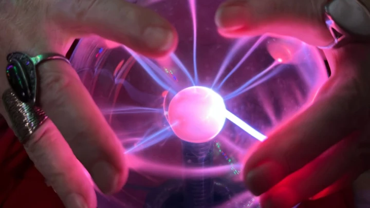 Против гадалок закон не поможет: Депутат Бессараб не верит в запрет астрологов