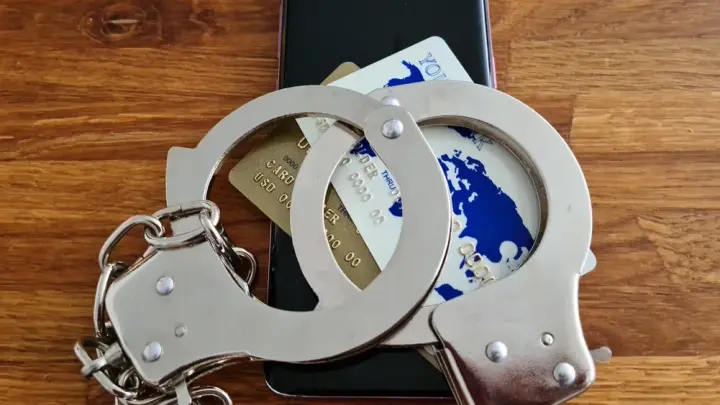 Зашли в квартиру и не выходили: криминалист допустил наличие сообщников у внучки убитого экс-мэра Самары