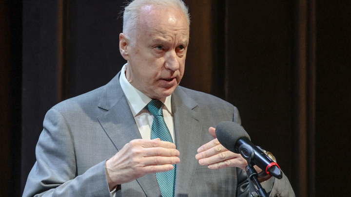 Вдвойне некорректно: Депутат напомнил Бастрыкину, кто учредил СК, после скандала с Госдурой