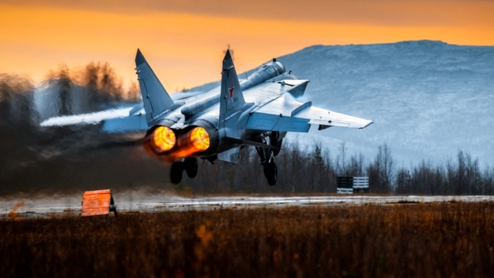 В Польше пожалели Россию с её Су-57: "Умеет только вооружаться" В Польше пожалели Россию с её Су-57: "Умеет только вооружаться"