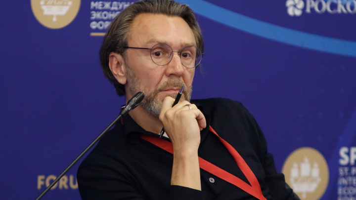 Вводят по чуть-чуть геноцид: Шнуров новой песней ответил на процветающую на Западе русофобию