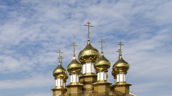 Всё село радовалось, а сейчас - иск? Житель башкирского села потребовал убрать поклонные кресты. Его не поняли