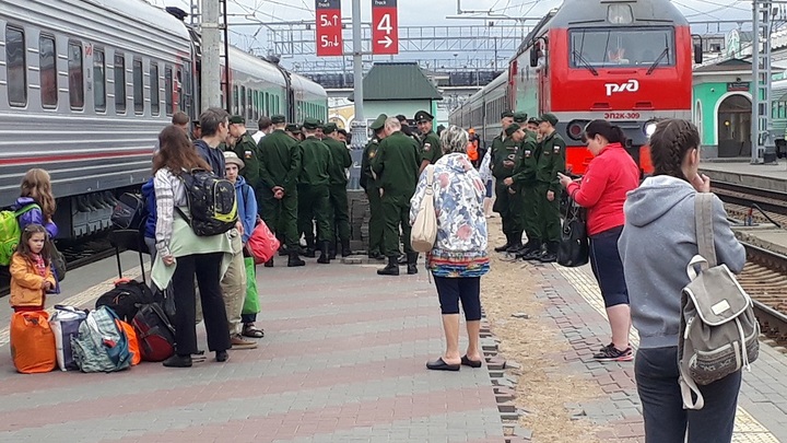 Губернатор Ростовской области не исключает восстановления железнодорожного сообщения с Донбассом