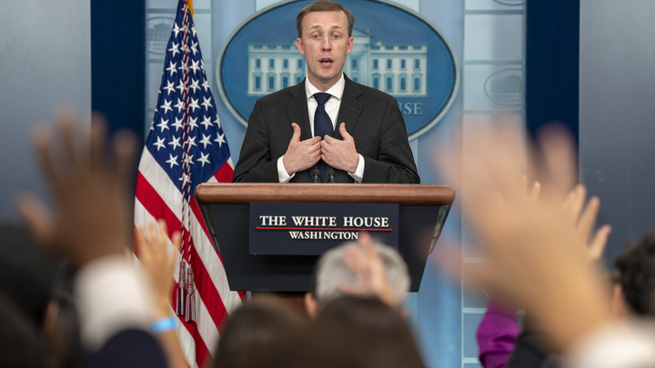 Ситуация шаткая: В Вашингтоне обеспокоены будущим санкций против России