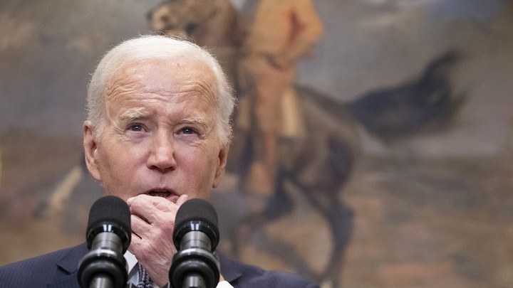 Байден нарушил Конституцию ради Украины: США ведут необъявленную войну против России - WT