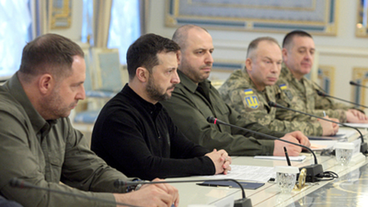 Польский министр обвинил Зеленского в попытках втянуть его страну в войну с Россией