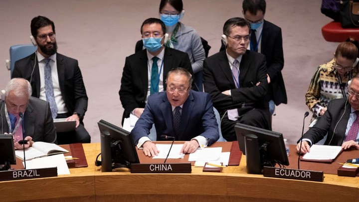 НАТО - виновник всех бед: Постпред Китая сообщил, как Запад негативно влияет на всю планету