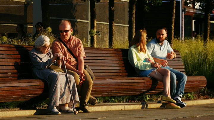 Нужно не только крепкое здоровье: Названы четыре секрета долголетия