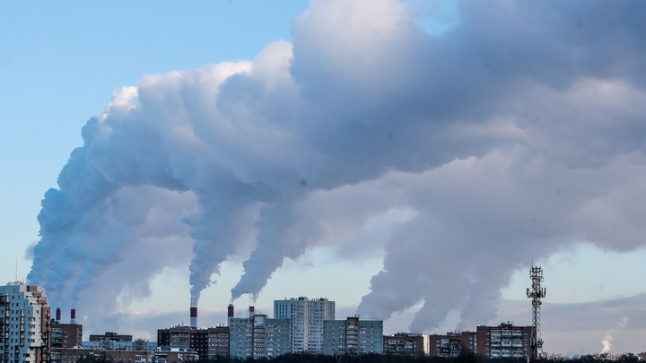 Жители Новосибирска мёрзнут из-за проблем с отоплением: где в городе холодные батареи
