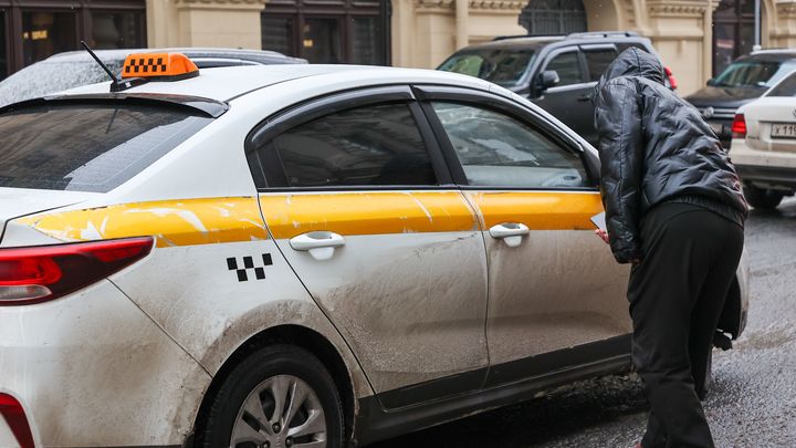 Новогоднее ограбление в Новосибирске: Мигрант подло напал на пассажира, украв 40 тысяч и смартфон