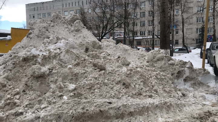 Нижегородских чиновников лишили премий из-за плохой уборки снега