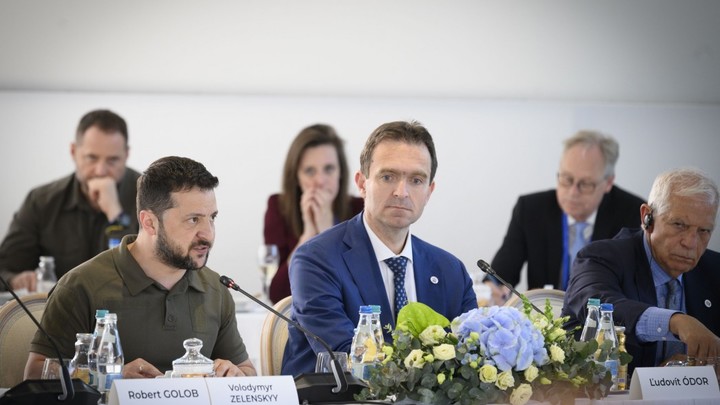 El País: НАТО может предложить Украине лишь частичные гарантии безопасности