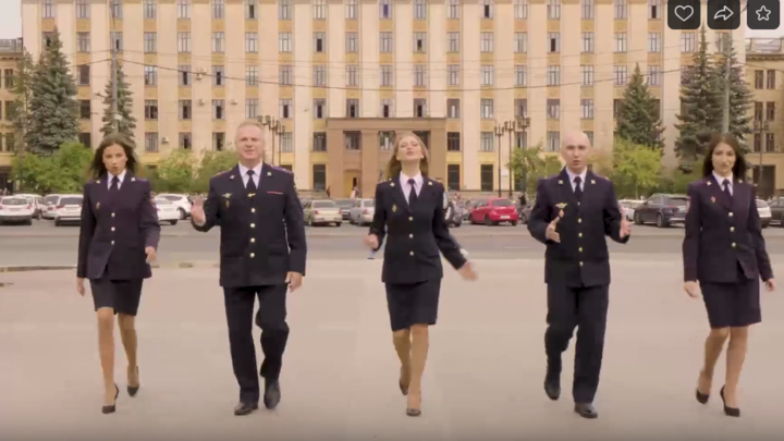 В Челябинске полицейские сняли музыкальную открытку ко Дню города