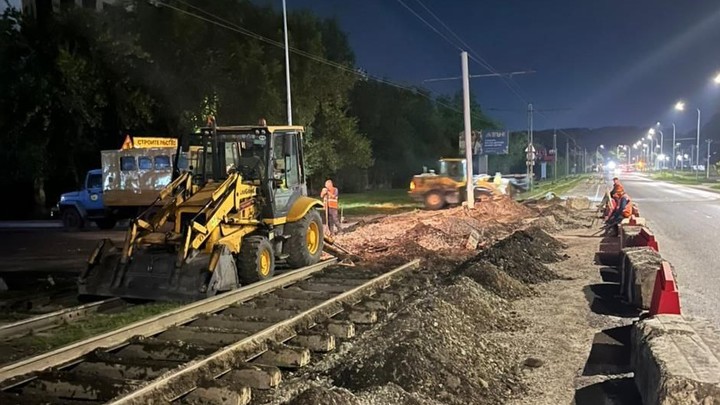 Мэр Кемерова показал ночные работы на Автозаводской