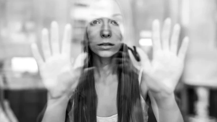 Всех деток забрали: Многодетная мама оказалась виновной в безденежье. Теперь мечется между детдомами