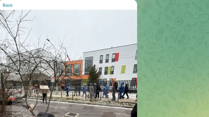 Родители учеников Успенской школы требуют уволить директора за провал с охраной