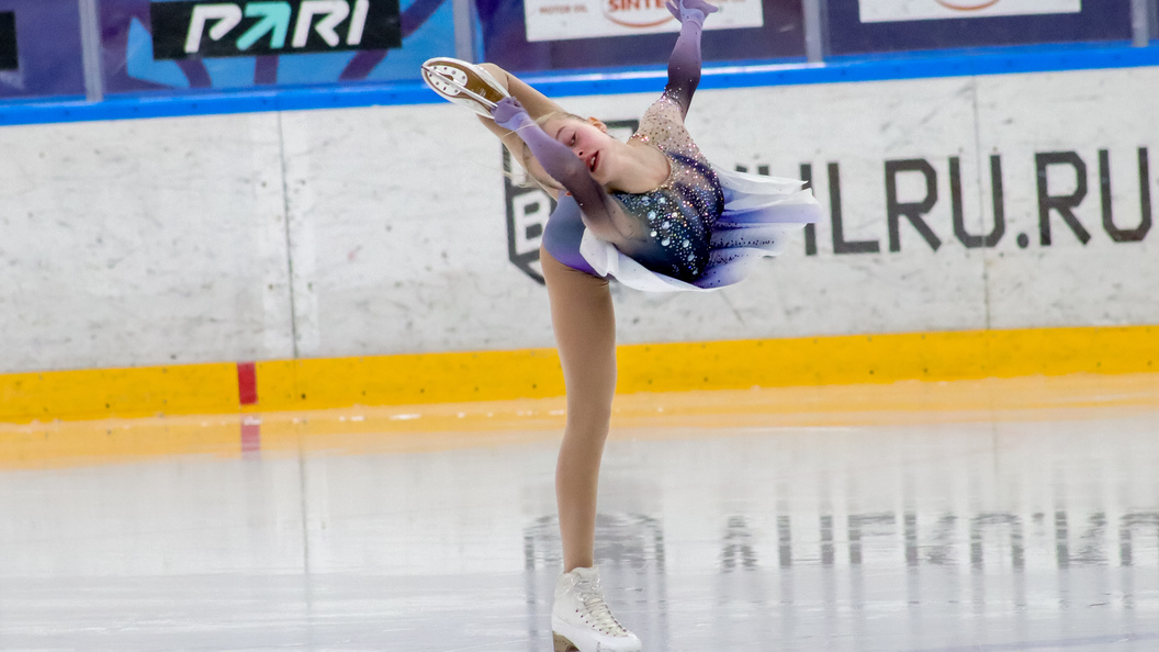 Фигурное катание сыктывкар. Соревнования по фигурному катанию городец 2024. Фигурное катание наши девочки. Соревнования по фигурному катанию городец 2024. Городец соревнования сегодня.