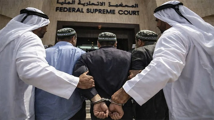 На диаспоры чихать хотели: Группа мигрантов села пожизненно за драку. Увы, не в России