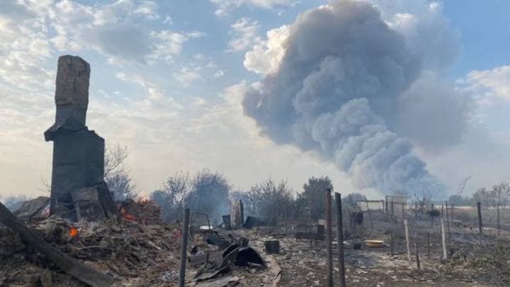 Молитесь! Сгорела практически вся Немчанка: в Самарской области не удалось отстоять село от пожара