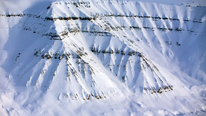 Жуткое письмо с затерянной базы. Учёный сошёл с ума, начались расправы. Кто станет следующей жертвой?