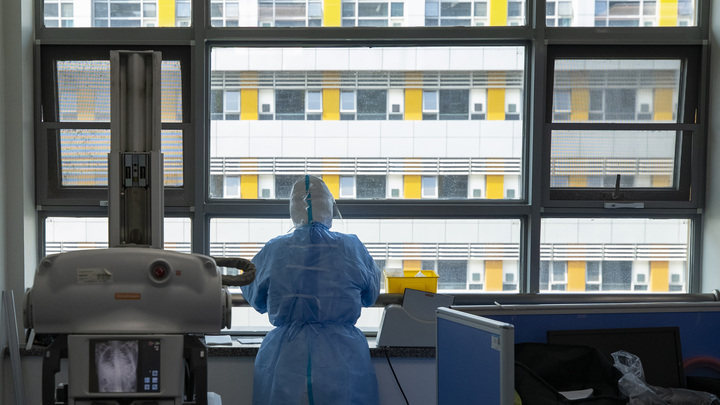 Исчезнувшая в пандемию мать коронавируса объявилась вновь с предупреждением человечеству