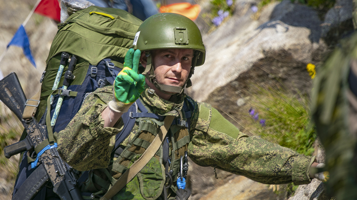 Назад в 2014-й? ВСУ заявили о крупной колонне российской техники в Донбассе