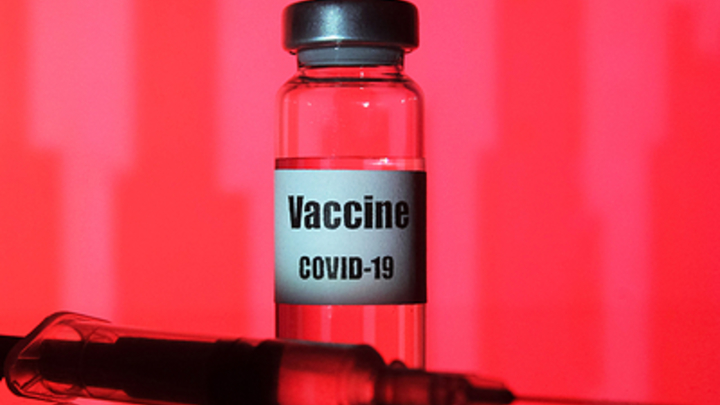 Биолог назвала неожиданную проблему с испытаниями вакцин от COVID-19