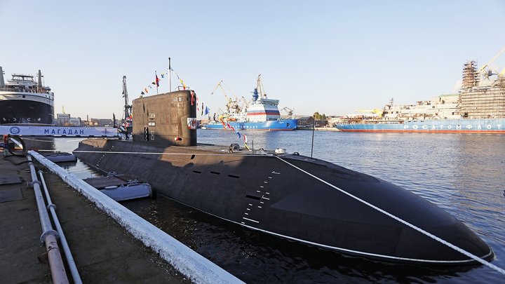 Тихоокеанский флот России оснастят новейшей подводной лодкой “Якутск”