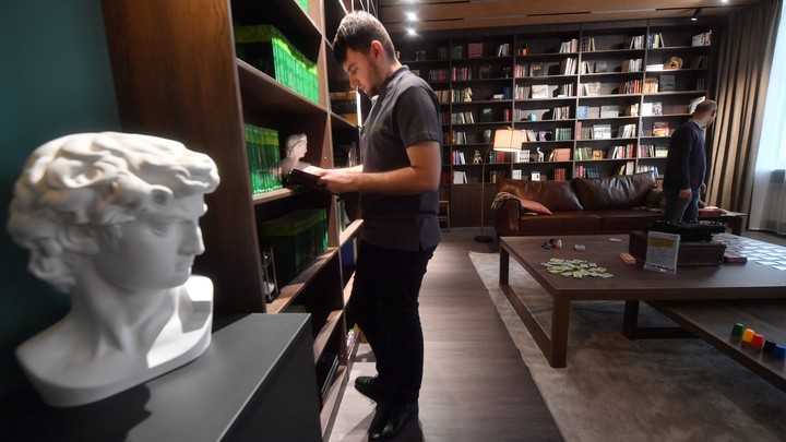 Московские НКО, помогающие участникам СВО и их близким, получат гранты