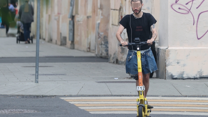 После наезда самоката на 94-летнюю женщину в Сочи возбуждено уголовное дело