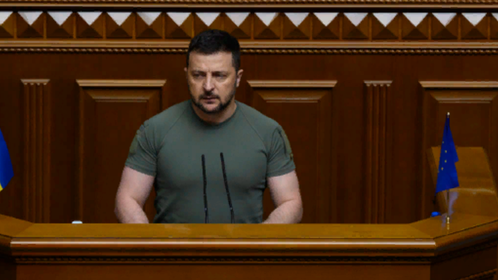 Никто не простит: Зеленский начал угрожать жителям новых регионов