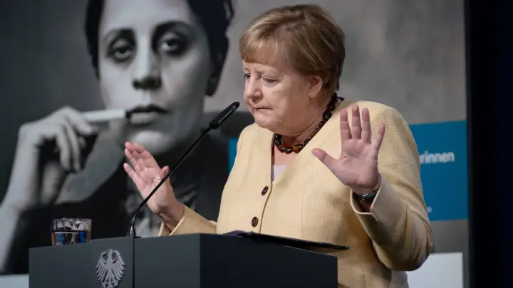 Счастье всей моей жизни: Зря Путин поделился с Меркель личным - болтливая дама спекулирует на его словах