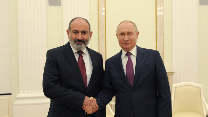 Для чего Пашинян летит к Путину в Москву — версия Кремля