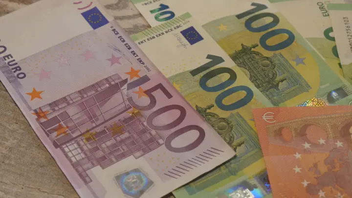 Известный русский стример перебрался в Испанию и был шокирован стоимостью жизни