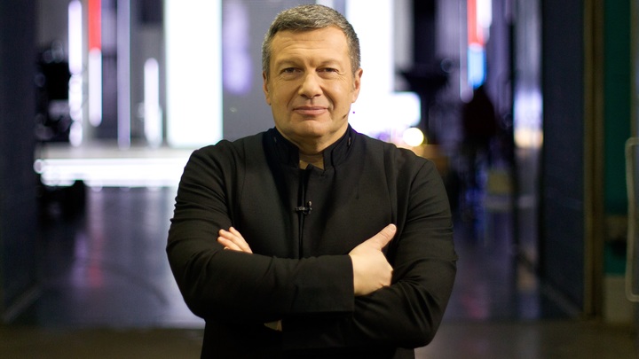 Владимир Соловьёв заговорил на немецком, впечатлив своим стендапом Собчак