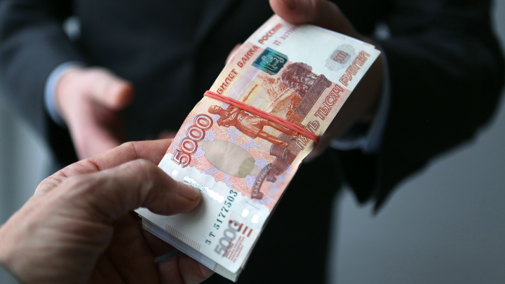 Борьба с коррупцией: в Ростове полицейским компенсируют сумму неполученной взятки
