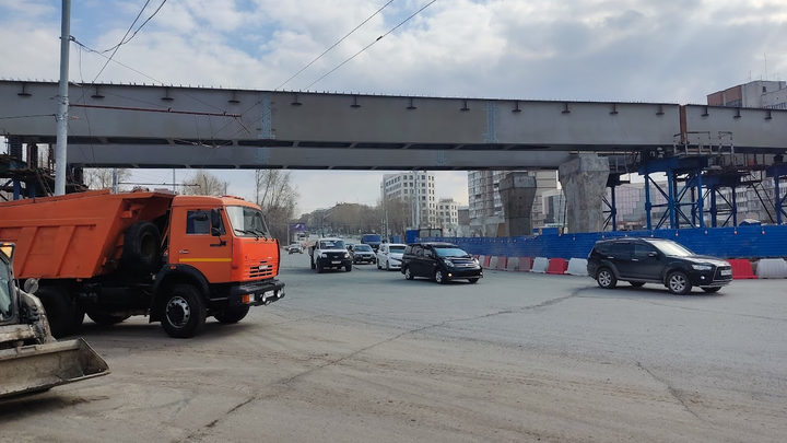 Строители четвёртого моста ответили в стихах на обвинения в загрязнении Новосибирска